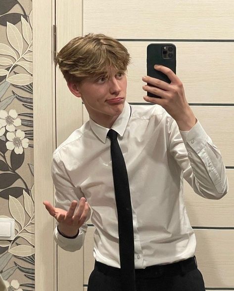 The Golden Boy, Chloe Walsh, Adrien Agreste, Blonde Boys, Boyfriend Pictures, Boyfriend Material, White Shirt, Straight Hairstyles, Pretty People