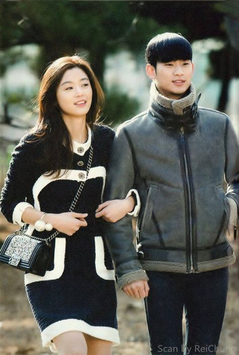 Do Min Joon, Jeon Ji Hyun, Kdrama Couples, Love From Another Star, My Love From Another Star, My Love From The Star, Hyun Kim, Jun Ji Hyun, Cutest Couple Ever