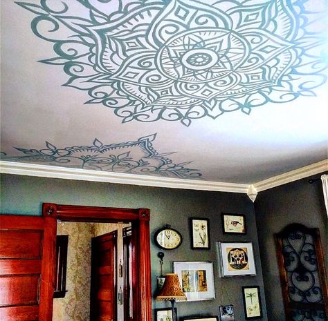 #theeyeofhenna #wallart #murals #paintedceiling #decor #design #ceiling Wall Paint Patterns, Paint Patterns, Ceiling Wallpaper, Design Ceiling, Painted Ceiling, Ceiling Rose, Paint Ideas, Wall Paint, Painting Patterns