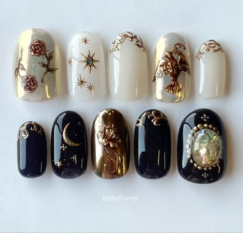 Summer Celestial Nails, Vintage Nail Art, Witchy Nails, Vintage Nails, Manicure Y Pedicure, Funky Nails, Dream Nails, Chic Nails, Dope Nails