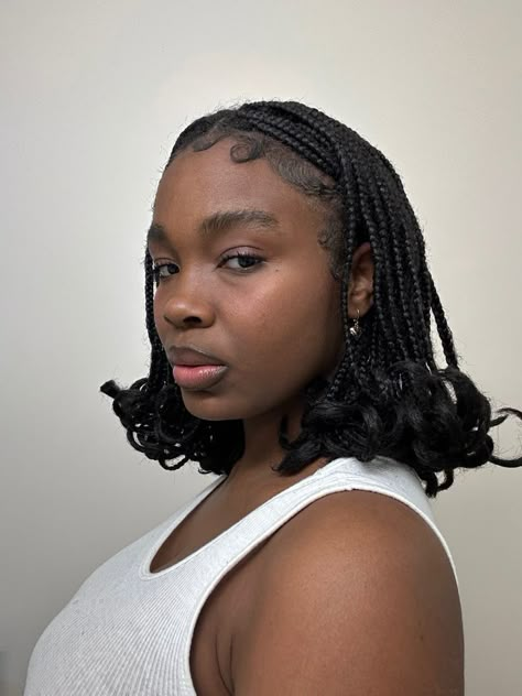 Short Braids On Black Women, Short Braids Aesthetic, Short Box Braids For Black Women, Short Hair Braids Black Women, Braided Hairstyles For Short Hair Black, Short Braids Curly Ends, Short Braids For Black Women With Curls, Styles For Short Braids, Short Braids Black Women