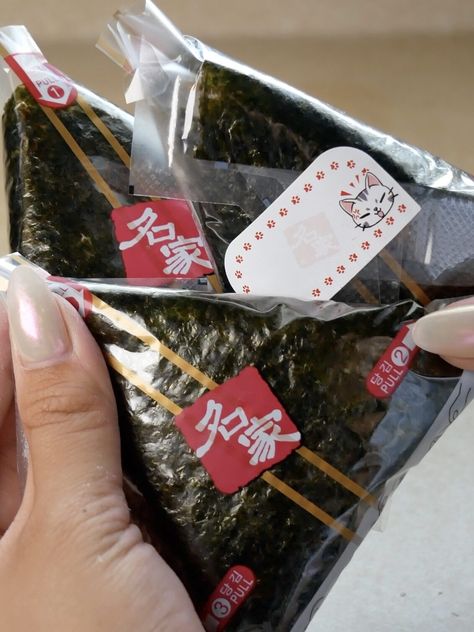 Triangle Kimbap Aesthetic, Tuna Triangle Kimbap, Triangle Kimbap, Korean Kimbap, Sushi Wrap, Seaweed Wrap, Tuna Mayo, Korean Grocery, Cheap Easy Meals