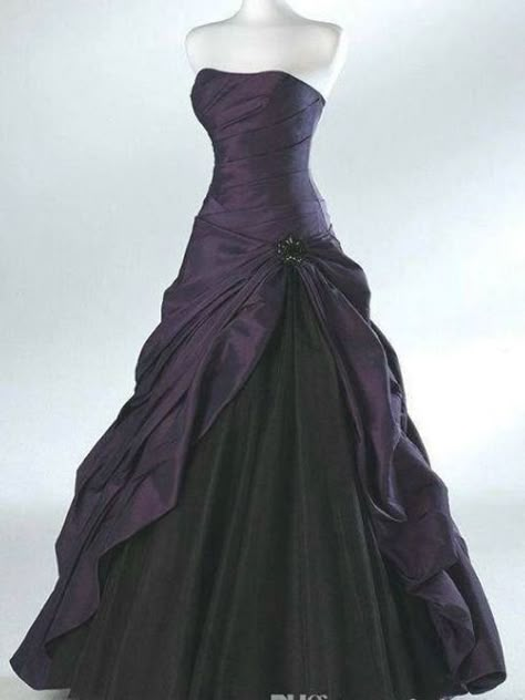 Mermaid Wedding Dress Black, Fitted Mermaid Wedding Dress, Black And Purple Wedding, Pleated Ball Gown, Cascade Skirt, Gothic Wedding Dresses, Dark Purple Dresses, Wedding Dress Ball Gown, Wedding Dress Black