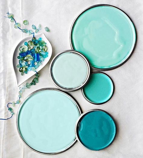 Transform dull walls and ceilings with these blue-hued paint ideas. Blue color palettes invite soothing, peaceful vibes into your home's décor—whether you want a soft hue or bold, vibrant color. We'll even show you how to nail a monochromatic modern look. Seafoam Decor, Soothing Bedroom Colors, Aquamarine Painting, Soothing Bedroom, Hobby Ideas, Paint Color Schemes, Blue Paint Colors, Florida House, Bedroom Color Schemes