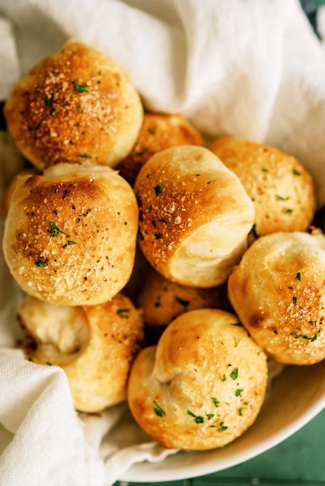 Cheese Bread Bites, Parmesan Bread Bites Recipe, Parmesan Bread Bites, Bread Bites Recipe, Italian Cheese Bread, Sunday Baking, Bread Bites, Frozen Dinner Rolls, Youtube Recipes