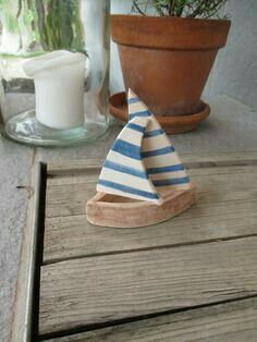 Ceramic Boat, Summer House Decor, Deco Marine, Maritime Decor, Kids Clay, Rustic Ceramics, Keramik Design, House Decor Rustic, Sailing Boat