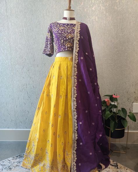 Yellow And Violet Lehenga, Yellow And Purple Lehenga, Half Saree Pastel Colours, Pestal Colour Lehanga, Trending Half Saree Designs, Half Saree Lehenga Langa Voni, Yellow Purple Outfit, Yellow And Purple Outfit, Benaras Lehenga