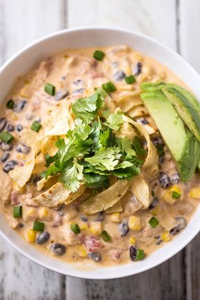 Creamy Chicken Enchilada Soup - a one pot meal that's done in under 30 minutes! 30 Minute Soup Recipes, Creamy Chicken Enchilada Soup, Fajita Soup, Comfort Soups, Chicken Fajita Soup, Gut Feelings, Creamy Chicken Enchiladas, Chicken Enchilada Soup, Enchilada Soup