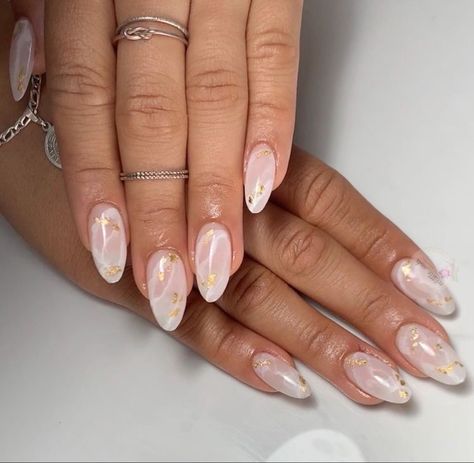 Pearl Marble Nails, Rose Quartz Nails Acrylic, Quartz Nails Acrylic, Almond Nails Marble, Marble Nails Almond, Almond Marble Nails, Marble Almond Nails, Nails Acrylic Almond, Rose Quartz Nails