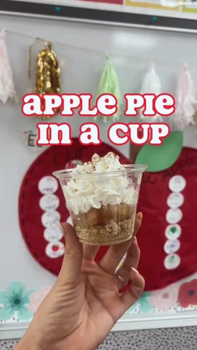 Apple Pie In A Cup, Small Apple Pies, Pie In A Cup, Johnny Appleseed Day, Apple Pie Cups, Johnny Appleseed Activities, Apple Classroom, Apple Day, Apple Kindergarten