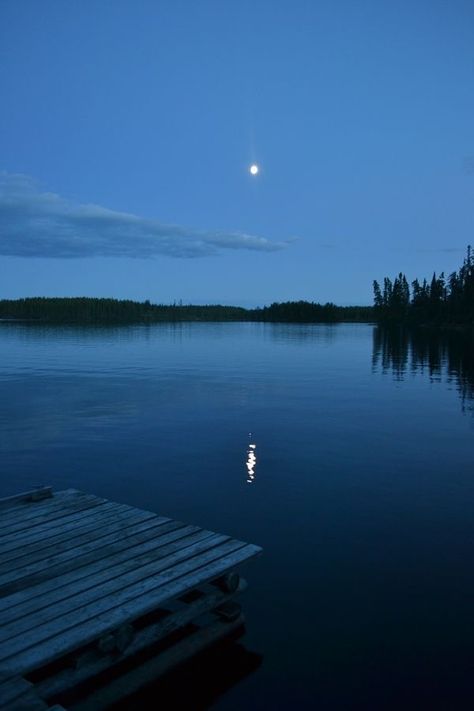 Lake Dock, Lake Cabins, Blue Hour, Summer Dream, Night Aesthetic, Lake Life, Blue Aesthetic, Verona, Night Skies