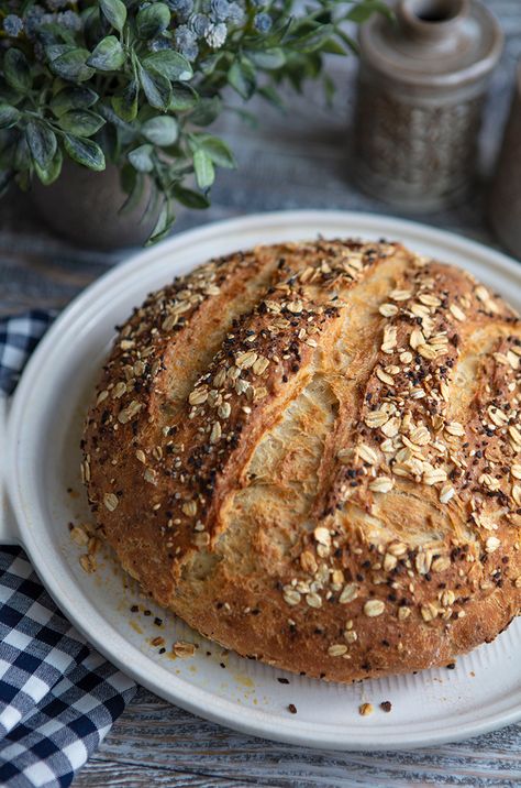 No Knead Seed & Oat Bread | Italian Food Forever Oat Bread Recipe, Bread Italian, Oat Bread, Oven Bread, Dutch Oven Bread, Oatmeal Bread, Bread Maker Recipes, Bread Crackers, Artisan Bread Recipes