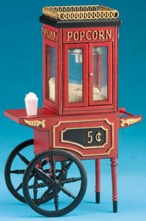 Vintage Popcorn Machine, Vintage Carts, Popcorn Stand, Popcorn Cart, Vintage Popcorn, Popcorn Machine, Claw Machine, Vintage Room, Antique Boxes