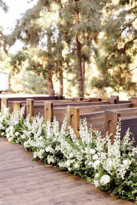 Lush Ceremony Aisle Flowers, Growing Aisle Wedding, White Flowers Lining Wedding Aisle, Ceremony Aisle Flowers Outdoor, Florals On Ground Wedding, White Floral Aisle Arrangements, Floor Aisle Arrangements, Isle Markers Outdoor Wedding, Wedding Isles Florals