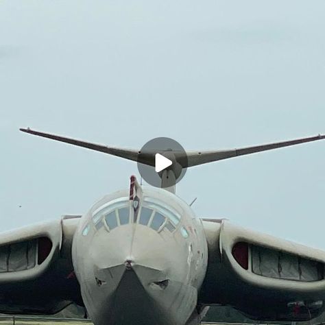 @daringbeefcake on Instagram: "Handley Page Victor #planespotting #planespotters #avgeek #avgeeks #aviation #history #handleypagevictor #flying #planes #historicalplanes #warplanes" Handley Page Victor, Flying Planes, British Aircraft, Aviation History, Military Aircraft, Otters, Classic Cars, Aircraft, How To Plan