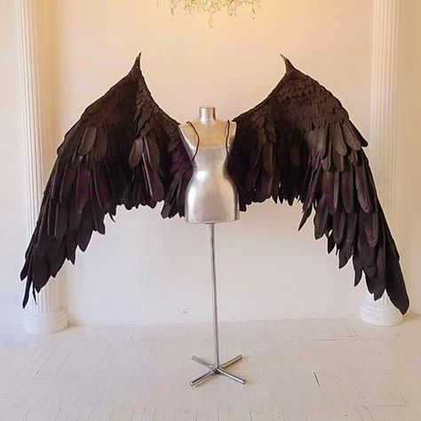 Wings Ideas, Maleficent Wings, Shirt Customization, Maleficent Cosplay, Maleficent Dragon, Cosplay Wings, Recycled Outfits, Creative Fabric, Cute Animal Quotes