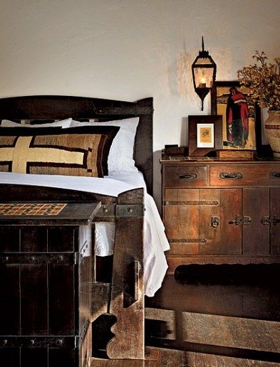 MBR of Diane Keaton's 1920's California home // designed by Diane Keaton, Stephen Shadley  | Architectural Digest Spanish Vibes, Rustic Wood Bed, Colonial Revival House, Monterey Furniture, Southwest Living, Spanish Furniture, Spanish Colonial Homes, Spanish Harlem, Spanish Decor