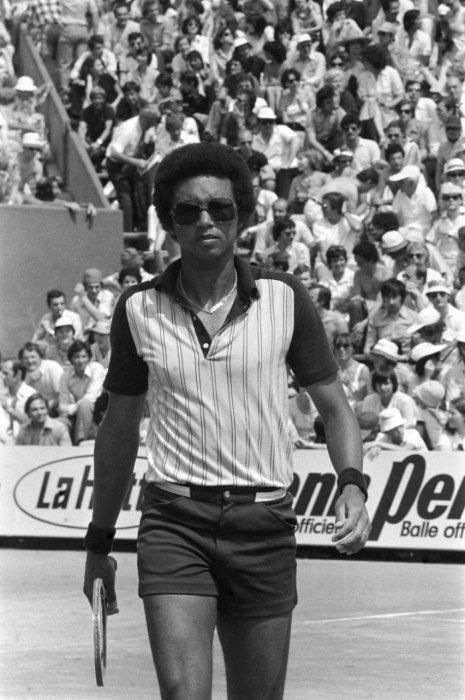 Arthur Ashe Tennis Rules, Martina Navratilova, Tennis Photos, Arthur Ashe, Tennis Equipment, Tennis Legends, Tennis Fan, Vintage Tennis, Mens Tennis