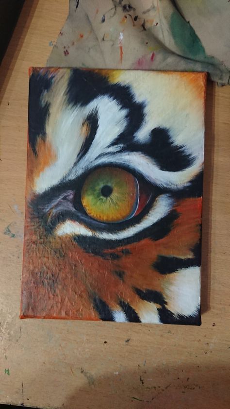 Animal Eye Painting Acrylic, Tiger Eye Painting Acrylic, Eye Canvas Painting Acrylics, Vintage Acrylic Painting Ideas, Acrylic Painting Canvas Animals, Tiger Painting Acrylic Canvases, Acrylic Animal Painting Ideas, Animal Painting Tutorial, Painting Animals Acrylic