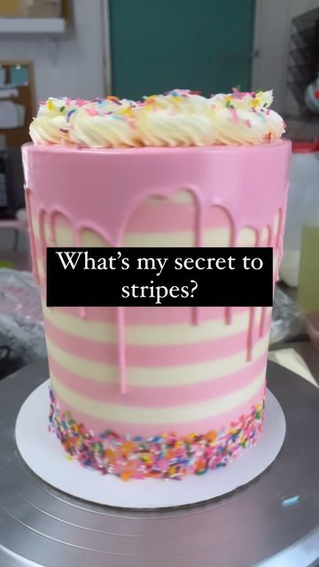 Cake Mama on Instagram: "Stripes can be tricky, but they don’t have to be with the right tools. I never recommend using a plastic scraper for crisp stripes. ❌ I use (and love) my metal combs from @evilcakegenius. No affiliation here, just really, really love them. I will start to heat my comb towards the end of the scraping process. This really helps with creating those perfectly crisp stripes. To heat, I run my comb under hot water, and pat it dry before using. Works like a charm 👏🏻👏🏻 Do yo Striped Cake Tutorial, Striped Cakes, Decorating Desserts, Striped Cake, Plastic Scraper, Cake Hacks, Cake Inspo, Cake Videos, Dessert Decoration