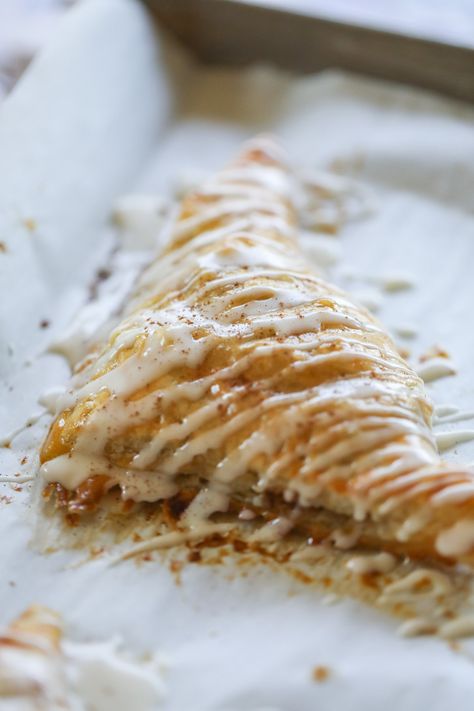 Apple Turnover Recipe Apple Turnovers With Puff Pastry, Apple Turnover Recipe, Apple Turnover, Pepperidge Farm Puff Pastry, Turnover Recipes, Puff Pastry Filling, Puff Pastry Desserts, Apple Turnovers, Cooked Apples