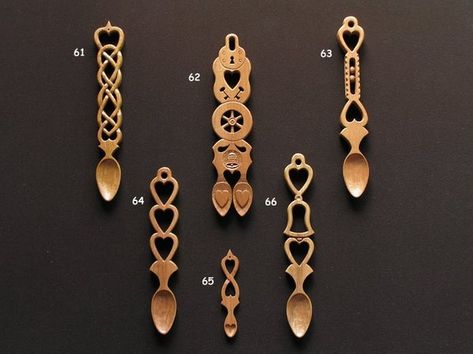 Welsh Love-spoons Heart Wooden Spoons, Heart-shaped Carved Jewelry Gift, Wooden Spoon Carving, Welsh Love Spoons, Woodcarving Long Handle Spoon, Wooden Folk Spoon, Wood Spoon Carving, Love Spoons, Carved Spoons