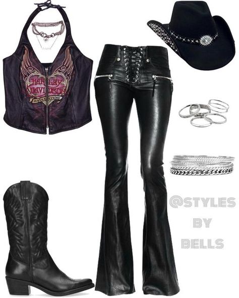 Coyote Ugly Outfit, Capricorn Fashion, Updated Outfits, Beyonce Concert, Coyote Ugly, Rock Star Outfit, Ugly Outfits, Cowgirl Style Outfits, Calgary Stampede