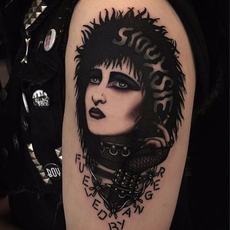 Tatted Men, Goth Tattoo, Taurus Tattoos, Medusa Tattoo, Classic Tattoo, Tattoo Flash Art, Tattoo Life, Old School Tattoo, First Tattoo