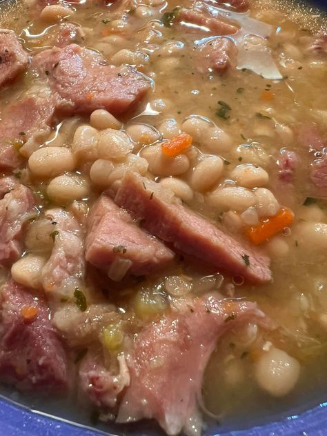 Navy Bean And Ham Soup - Easy DIY Recipes Navy Bean And Ham Soup, Navy Beans And Ham, Navy Bean Recipes, Bean And Ham Soup, Ham Shank, Navy Bean Soup, Crockpot Soups, Meatball Soup Recipes, Navy Beans