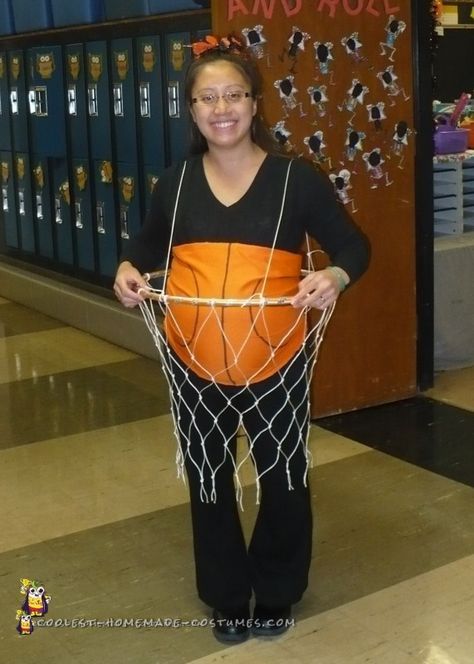 Prego Costume, Basketball Costume, Maternity Costume, Olympics Costume, Halloween Maternity, Halloween Customs, Childrens Halloween Costumes, Eve Costume, Pregnancy Costumes