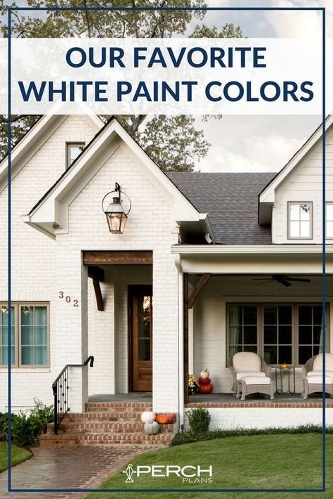 Outdoor House Color Ideas, Off White Siding Exterior Color Schemes, Creamy White House Exterior, French Country Exterior House Colors, Greek Villa Exterior Paint, Exterior White Paint Colors For House, Off White House Exterior, Modern Farmhouse Exterior Paint Colors, Best White Exterior Paint Colors