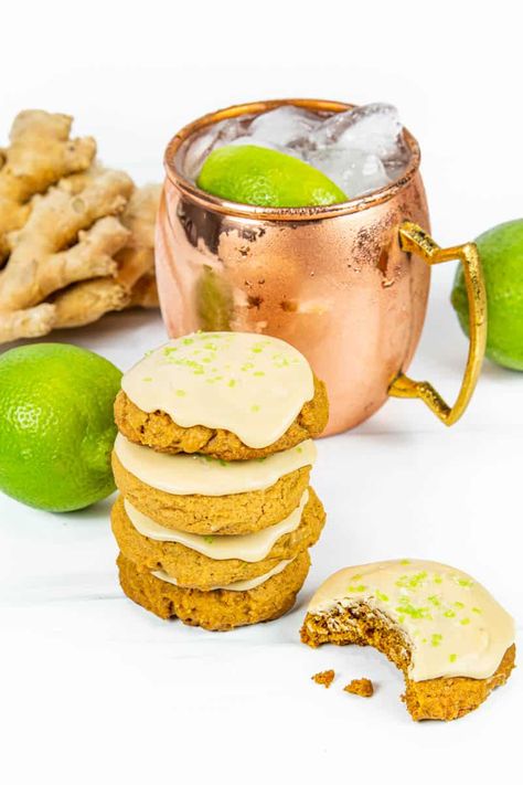 Make a batch of cocktail-inspired Moscow Mule Cookies for the holidays. These frosted ginger cookies feature zesty lime and vodka. Vodka Cookies, Boozy Cookies, Cocktail Cookies, Brown Sugar Icing, Winter Snacks, Exchange 2, Butter Scotch, Boozy Treats, Winter Snack