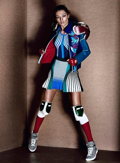 sporty glam chris nicholls5 Track & Heeled: Kristen M Gets Sporty for Chris Nicholls in Fashion Magazine Sport, Sport Videos, Colorful Outfit, Feminine Skirt, Design Moda, Sports Luxe, Futuristic Fashion, Sport Chic, Sporty Chic