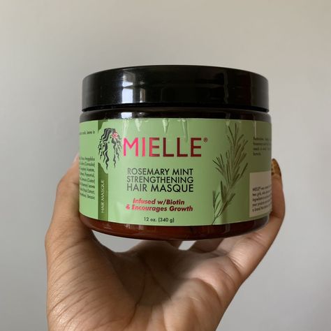 Mielle Rosemary Mint, Strengthening Hair, Natural Hair Growth Tips, Hair Masque, Rosemary Mint, Natural Hair Beauty, Macadamia Oil, Hair Growth Tips, Relaxed Hair