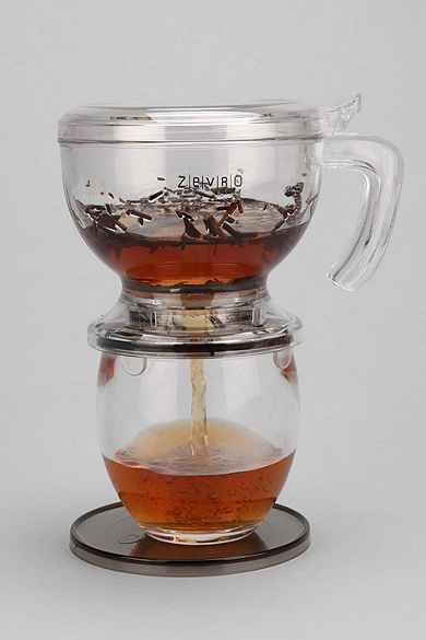 Pour Over Tea Brewer Tea Brewer, Kitchen Time, Steeped Tea, Loose Tea, Teapots And Cups, Tea Art, Hot Tea, Tea Shop, Food Shop