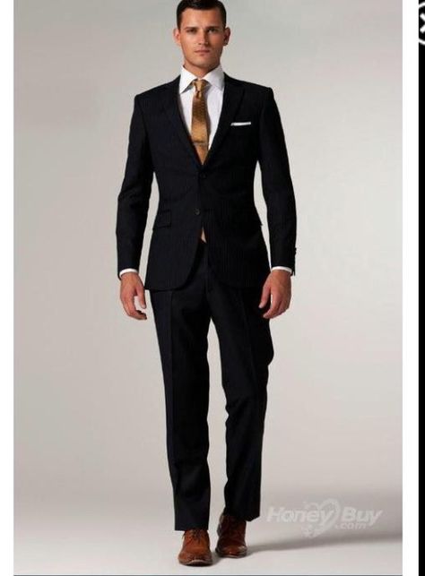 Black Suit Brown Tie, Mens Designer Suits, Gents Suits, Groomsmen Tuxedos, Black Fashion Designers, Suit Brown, Suits Men Business, Look Formal, Business Suits