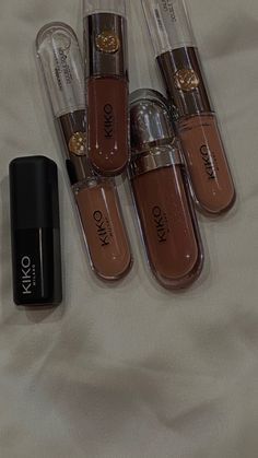 Kiko Lip Gloss, Doll Eye Makeup, Asian Nails, Makeup List, Makeup Spray, Fancy Makeup, Kiko Milano, Airplane Travel, Lip Glosses