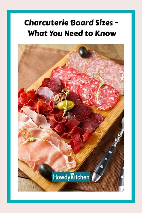 If you like to entertain friends and family in your home by holding dinner parties or having casual lunches, then a charcuterie board should be among your essential kitchen items. Tempura Vegetables, Chacuterie Board, Essential Kitchen Items, Chili Dip, Charcuterie Plate, A Charcuterie Board, Charcuterie Inspiration, Bread Board, Restaurant Tables