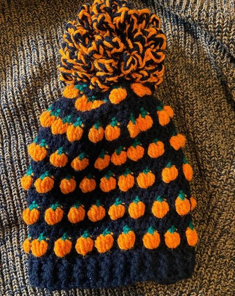 Turn Any Crochet Stitch into a HAT Fall Crochet Hats, Stitch Crochet Hat, Pumpkin Stitch, Crochet Halloween Hat, Patch Stitch, Crochet Pumpkin Hat, Crochet Baby Hat Patterns, Crochet Classes, Crochet Shrug Pattern