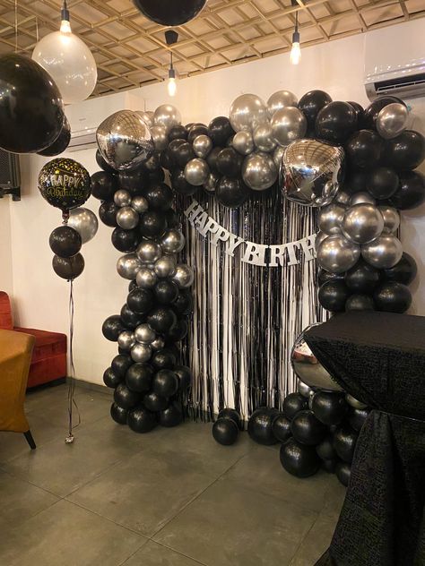 Black Aesthetic Birthday Party, Black And Grey Birthday Party Decor, Silver And Black Sweet 16, Reputation Party Theme, Black And Silver Birthday Decorations, Black Themed Birthday Party, Black Birthday Decorations, 21st Birthday Vegas, Barbeque Nation