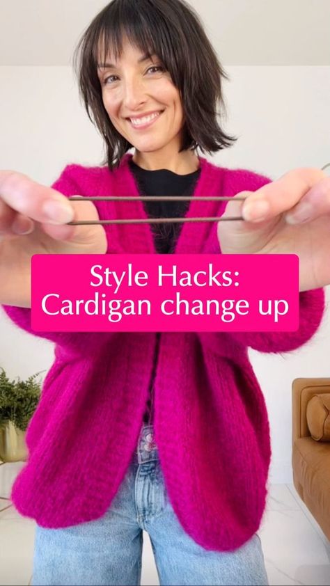 Styling An Oversized Cardigan, Layering With Cardigans, Cardigan Closure Ideas, Oversized Cardigan Hack, Long Cardigan Hacks Ideas, Cardigan Too Big Hacks, Long Cardigan Hack, Sweater Hacks Style, How To Style A Cardigan Sweater