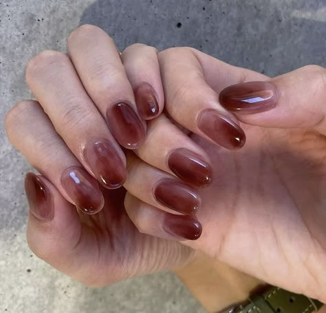 e Dark Red Transparent Nails, Wine Red Jelly Nails, Wine Jelly Nails, Dark Gel Nails Ideas, Gel Nails Red Design, Transparent Red Nails, Sheer Red Nails, Dark Jelly Nails, Vintage Red Nails