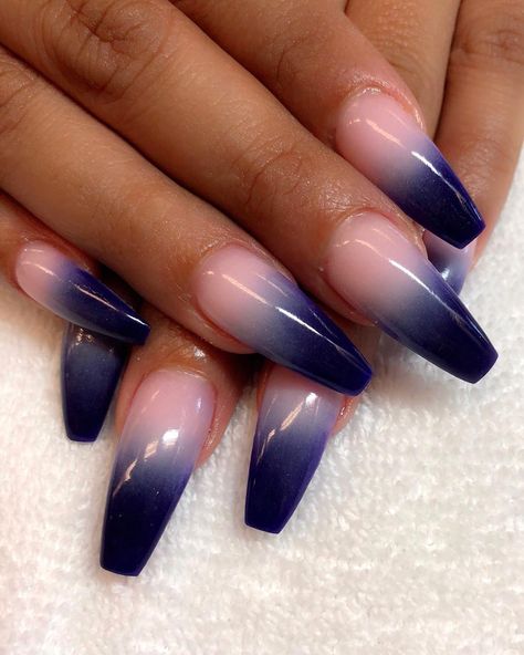 Blue Gold Ombre Nails, Navy Blue Nails Ombre, Navy Blue Ombré Nails, Ombre Navy Nails, Ombray Blue Nails, Dark Blue Ombre Acrylic Nails, Midnight Blue Ombre Nails, Navy Ombré Nails, Navy Blue Ombre Nails Acrylic