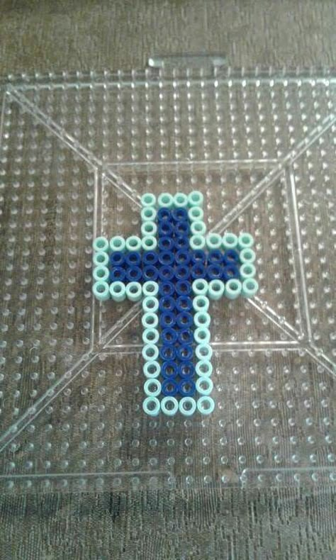 Cross Perler Bead Pattern, Crystal Perler Bead Patterns, Perler Bead Patterns Bookmark, Cross Perler Beads, Perler Bead Patterns Small Easy Cute, Easy Small Perler Bead Ideas, Small Perler Beads Ideas, Melt Beads Patterns, Hamma Beads Ideas