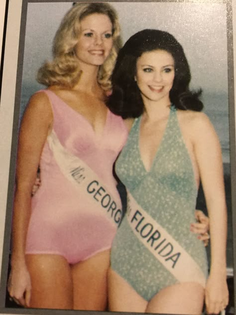 In Atlantic City for Miss America Delta Burke Miss Florida, Pageant Aesthetic, Brunette Inspiration, Gerald Mcraney, Miss Florida, Miss Teen Usa, Delta Burke, Miss Teen, Ladies Room