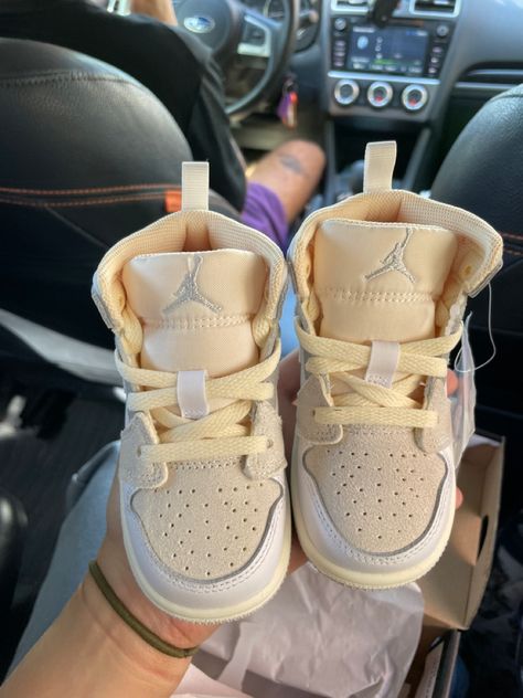 Baby Shoes Jordans, Best Jordans Baby, Jordans For Babies, All Jordans Baby, Matching Jordans Baby, All Jordan Shoes Baby, Baby Jordan Shoes Nike, Jordans For Baby, Baby Jordan Outfits