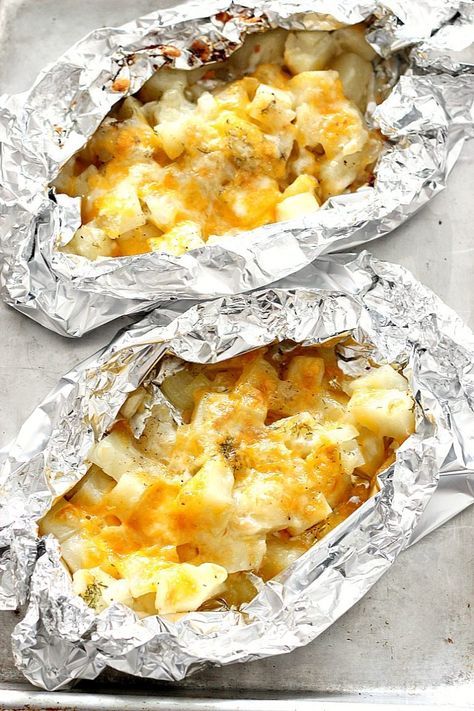 Potato Foil Packets, Tin Foil Dinners, Foil Packet Potatoes, Foil Packet Dinners, Foil Pack Meals, Foil Packs, Foil Dinners, Foil Packet Meals, Cheesy Potato