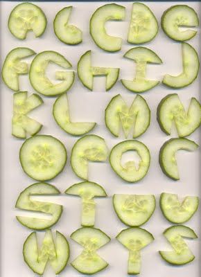 Food Typography Design, Typography Objects, Tactile Typography, Typography Book Design, Fun Lettering, Food Typography, Letter Photography, Food Type, Scrapbook Printing