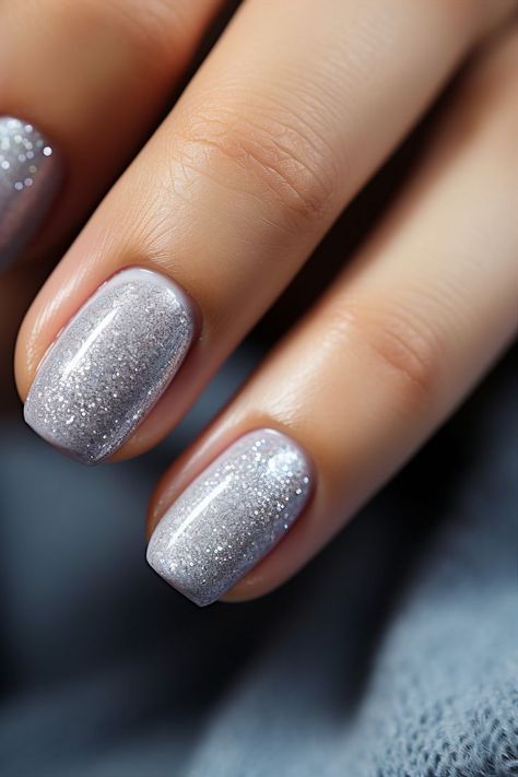 christmas nails, fall holiday nails, winter nails, december nails, winter nail designs, pretty nails ideas, stylish nails designs, fall baddie nails, winter christmas nails, christmas nails designs, christmas nails 2023, aesthetic christmas nails, silver tinsel nails, festive nail art, holiday manicure, metallic nail trends, sparkly nail ideas, elegant nail designs, glamorous nail art, holiday season nails, nail inspiration, trendy nail looks, chic nail ideas, shimmering nail polish Silver Nail Extension Designs, Metallic Winter Nails, December Nails Gel, Silver Dip Nails, Silver Nails Gel, Silver Glittery Nails, Winter Nails Silver, Tinsel Nails, Silver Holiday Nails