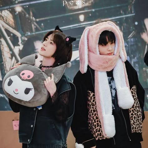 Txt Sanrio, Txt Duo, Txt Soobin Beomgyu, Kpop Sanrio, Soobin And Beomgyu, Beomgyu And Soobin, Beomgyu Icon, Txt Aesthetic, Lovers Rock